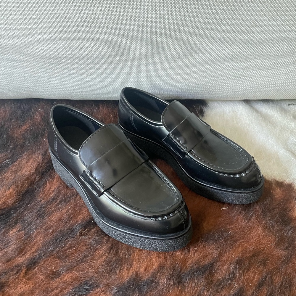 KOIO Black Leather Loafers - Picture 2 of 4